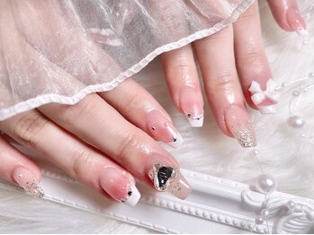 チークネイル フレンチ