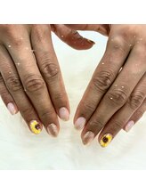 リノ(Lino)/定額制ネイル/ひまわり