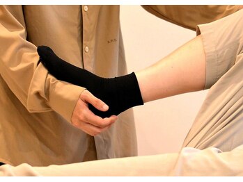 リボディ整骨院 名取(Re±body整骨院)の写真/マッサージとは違う。原因を緩めて整える、国家資格者の根本改善ケア