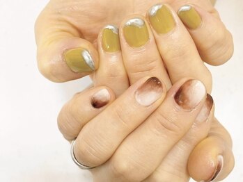 フレイムス アイラッシュ アンド ネイル(FRAMES)/モヤモヤネイル