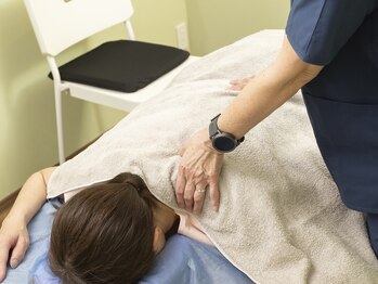 武蔵新城きんとれ治療院/首肩のマッサージ