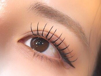 ラヴィリス(RAVILISS)の写真/北千住駅《初回オフ込★超軽量フラットラッシュ120本》その場で次回予約をすると2回目以降は+¥500でOK!