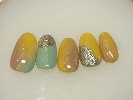 秋ニュアンスネイル