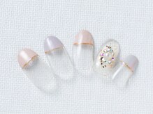 ベティ(Betty)/【シンプルでも華のある指先に】