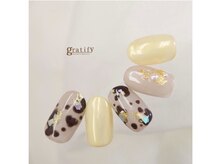 グラティフィープラスレスト(gratify＋rest)/個性派　牛ネイル