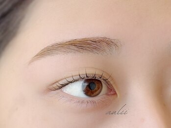 アウリィ(aulii)/まつげパーマはロット多数ご用意