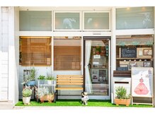 アエールミラ(Aermira)の雰囲気(建物正面から見て一番左が当サロンです♪)