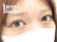 ブルーニスタジオ 表参道(bruni studio)/まつげの長さを強調！