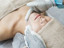 【自分史上最高の“小顔”へ】最短で結果が出るのは、なぜ？ハンドマッサージの1000倍の速さ！