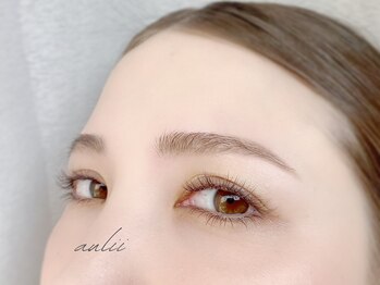 アウリィ(aulii)/アイブロウとセット施術