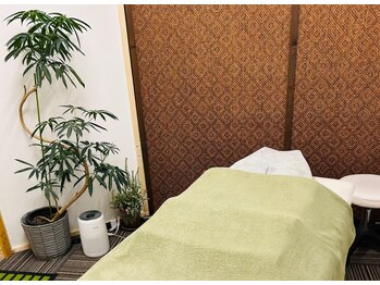 整体院nest[整体/肩こり/腰痛]の写真/骨格と筋肉のバランスを整え疲れを貯めない身体へ/堀之内で長年施術の心安らぐサロン[駐車場完備/22時まで]