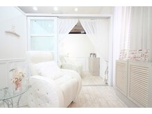 リーチェ ビューティアンドネイルサロン 大名店(Beauty&Nail Salon)の雰囲気（ネイル、まつ毛同時も☆リクライニング席でゆったり癒しの時間）