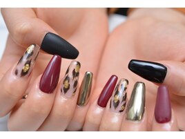 レオパードネイル１16６０円