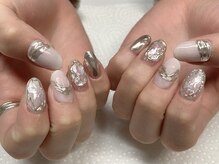 アイラッシュアンドネイル ブルーミン(Bloomin)/ミラーネイルアート