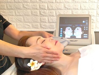 カスミ(KASUMI)の写真/《★オススメ★B body60分マッサージ+ フェイシャル60分 +vos or ピーリング￥12000》凄腕手技を体感！