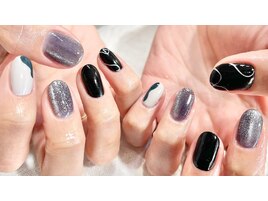 モノトーンニュアンスネイル