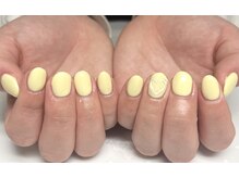 オンショントゥー(enchanteur)/イエローネイル　シンプルネイル