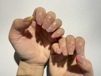 ワイエヌユー(Y.NU)/ネオンカラーフレンチ