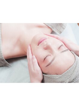 ホウレイ線・たるみ改善！予防ケア