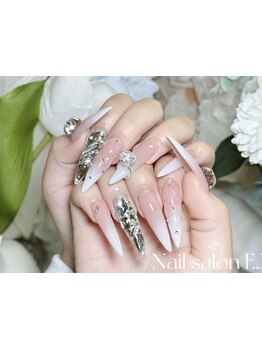 長さ出しのできるサロン