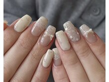エル(Elle.)/小花 レース ガーリーネイル