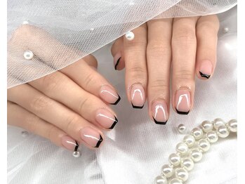 ニーネイル 阿波座(nii_nail)/大人上品ブラックフレンチネイル