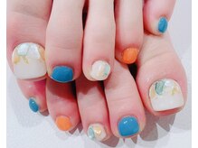 カラン 焼津店(CALIN)/鮮やかサマーネイル