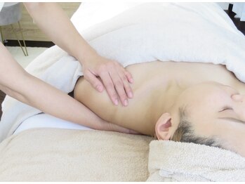 ノイ(Noi)/肩甲骨ほぐし