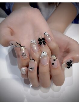 クリスタルネイルサロン(Crystal Nail)/ガーリーネイル