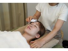 ティーツリーアロマアンドホリスティック(tea tree aroma & holistic)/低周波で皮膚深層までアプローチ