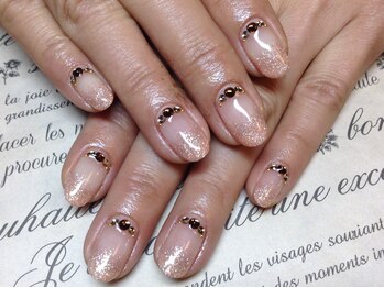 ラウト デコレーションアンドネイルサロン(Lauto Decoration&Nail Salon)/ラメグラデーションネイル