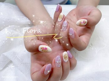 フローラネイルサロン/