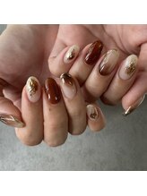 ネイルアンドアイラッシュ アウラ(AURA)/ブラウンニュアンス