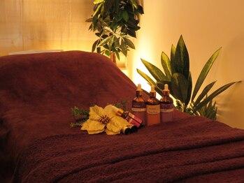 シーザナイト(Sea the Night)/癒しのアロマの香り漂う店内♪