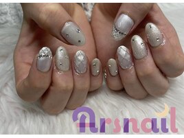 ホワイトキルティングネイル