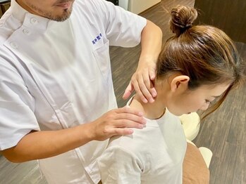 筒井整骨院の写真/気になる猫背もオリジナル施術で根本改善★高技術だから短期間で効果を実感♪姿勢改善でダイエット効果も◎