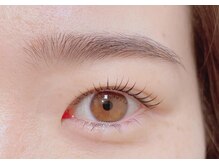 ラッシュリフトで根本からの立ち上がりと方向性を美しく☆