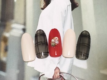 お気軽ビューティエーヴィヒ(Ewig)/11月キャンペーンネイル♪