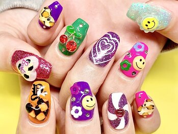 カラフルpopネイル Pg ネイルマフィア 原宿 Nail Mafia のフォトギャラリー ホットペッパービューティー