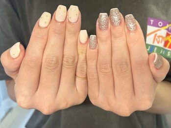 ネスレ ネイル(NESTLE NAIL)/アシンメトリーネイル