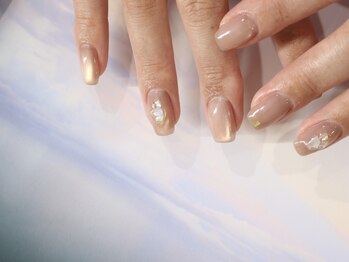 イズ(...is)の写真/【キレイなフォルムで印象アップ】どんな場面でも美しく、上品で落ち着いた印象を与える