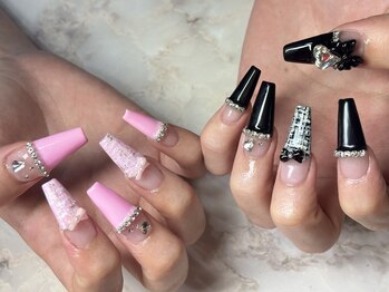 アシンメトリーピンクブラック冬