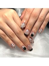 ザ バーム 船橋店(THE BALM)/モノトーンネイル/薔薇ネイル