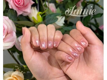 ルミエ(Lumie)の写真/オフィスOKな上品ネイルなら"Ｌｕｍｉｅ"＊大人の女性のための、上質なネイル体験を～ご新規様オフ無料◎