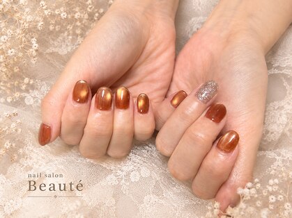 nail salon Beaute【フィルイン・マグネット・オフィスネイル】の写真
