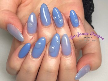 アン ジョーヌドラゴ/ぷっくりネイル