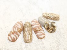 ドルチェネイル(Dolce.Nail)/ゼブラ×チェーンbijou