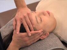 グレイ(GRAY)/骨盤矯正 骨格矯正 姿勢 猫背 顔