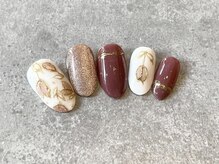 ネスト(Nest)/チューリップネイル