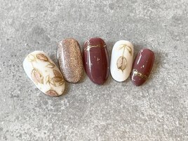 チューリップネイル